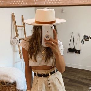 Brand new with tags Lack of color Val diamond hat